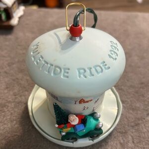 1992 Hallmark Keepsake Ornament Magic Light & Motion  Santa Yuletide Rider